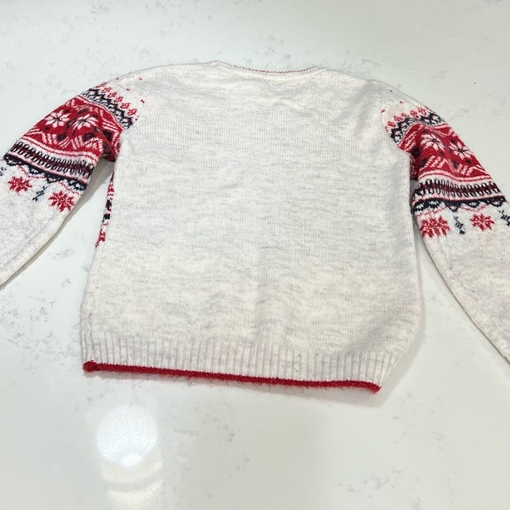Primark Men's Festive Red and White Crewneck Sweater - Picture 4 of 8